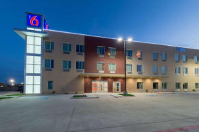 Motel 6 Fort Worth, TX - North - Saginaw